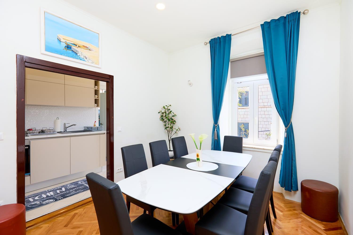 Spacious 4 Bedroom Dubrovnik Apartment ภายนอก รูปภาพ